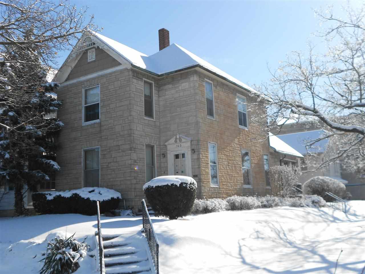 103 E 5th, Peru, IN 46970 photo 1