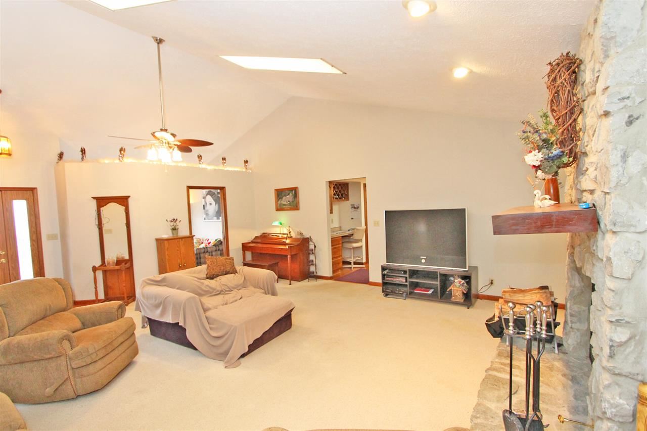 100 Wildwood Dr, Lafayette, IN 47905 photo 8