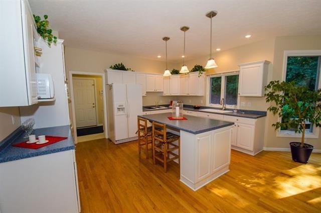 52082 Iron Forge Ln, Granger, IN 46530 photo 3