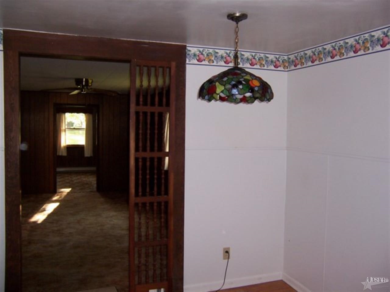 308 S Johnson St, Garrett, IN 46738 photo 9