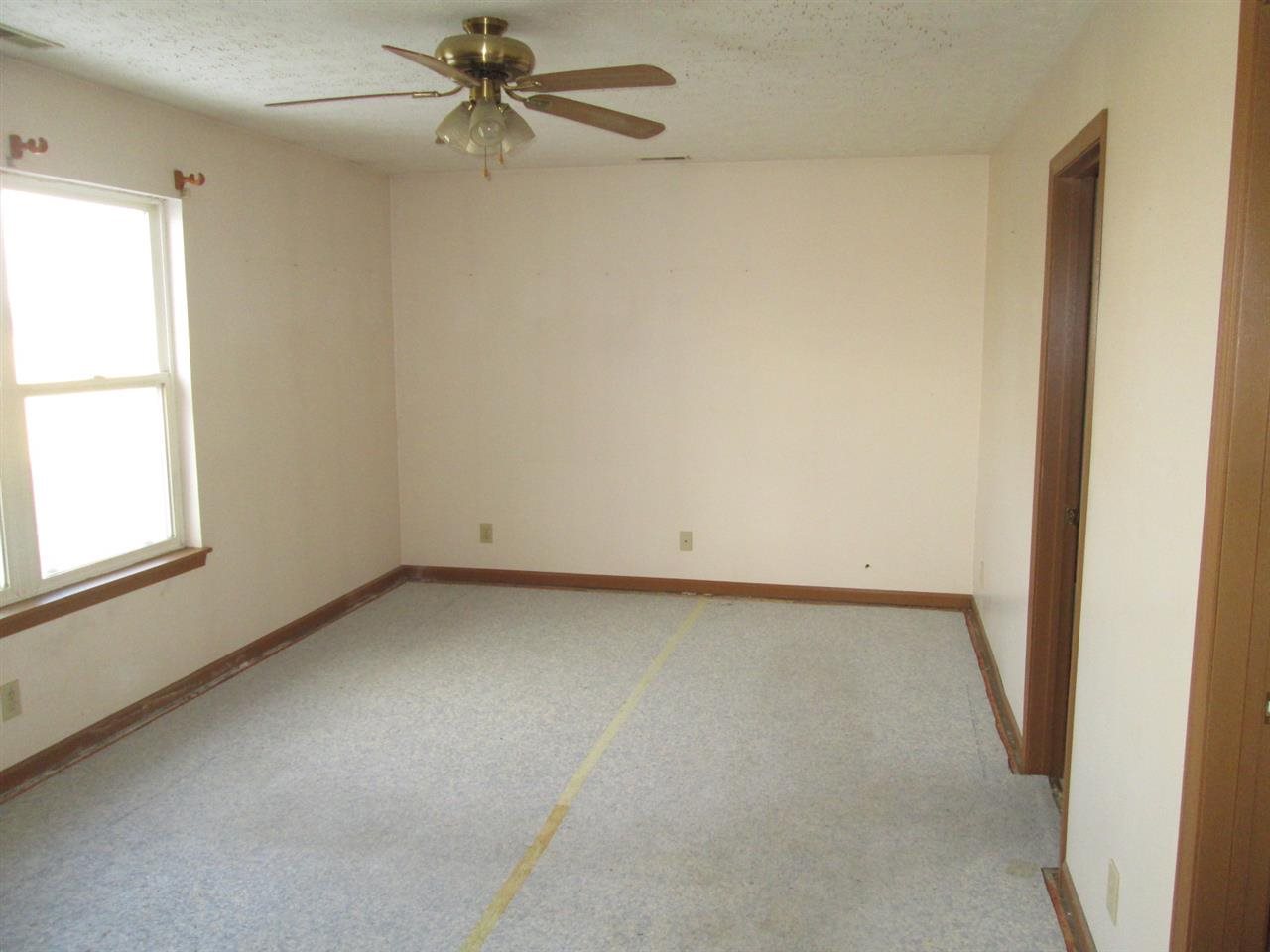 1687 E Kelley Rd, Frankfort, IN 46041 photo 7