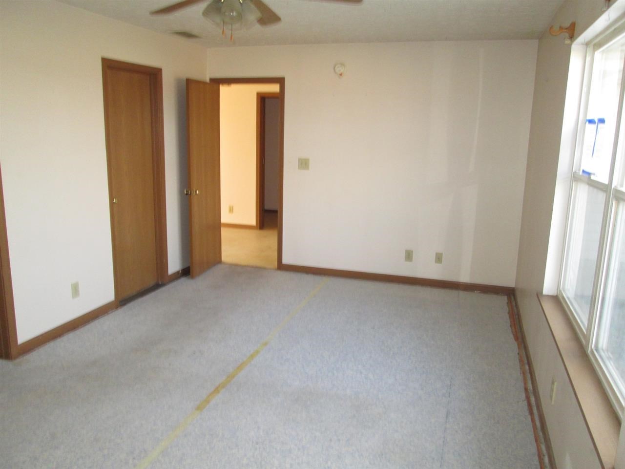 1687 E Kelley Rd, Frankfort, IN 46041 photo 8