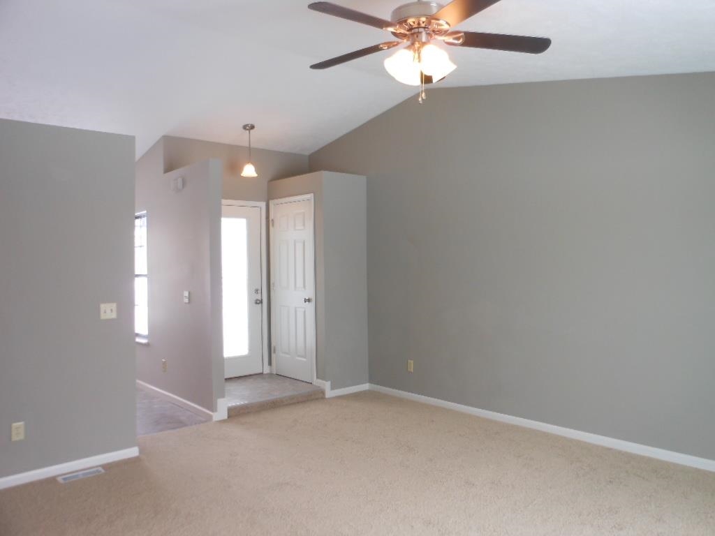 27645 Cobblestone Way, Elkhart, IN 46514 photo 4