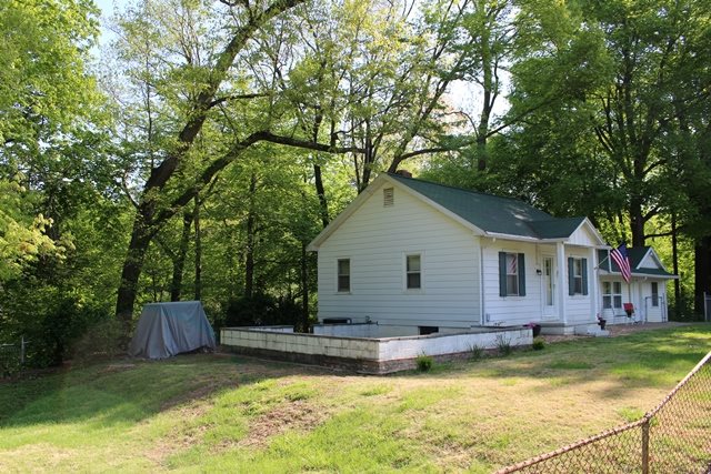 6301 Little Schaefer Rd, Evansville, IN 47720 photo 3