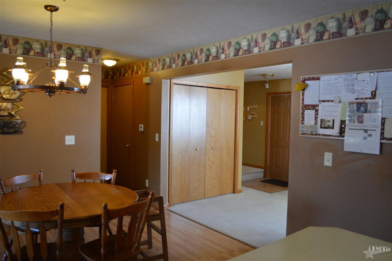 17575 Bentwood Dr, Goshen, IN 46526 photo 7