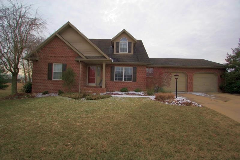 233 Cottonwood Ln, Jasper, IN 47546 photo 1