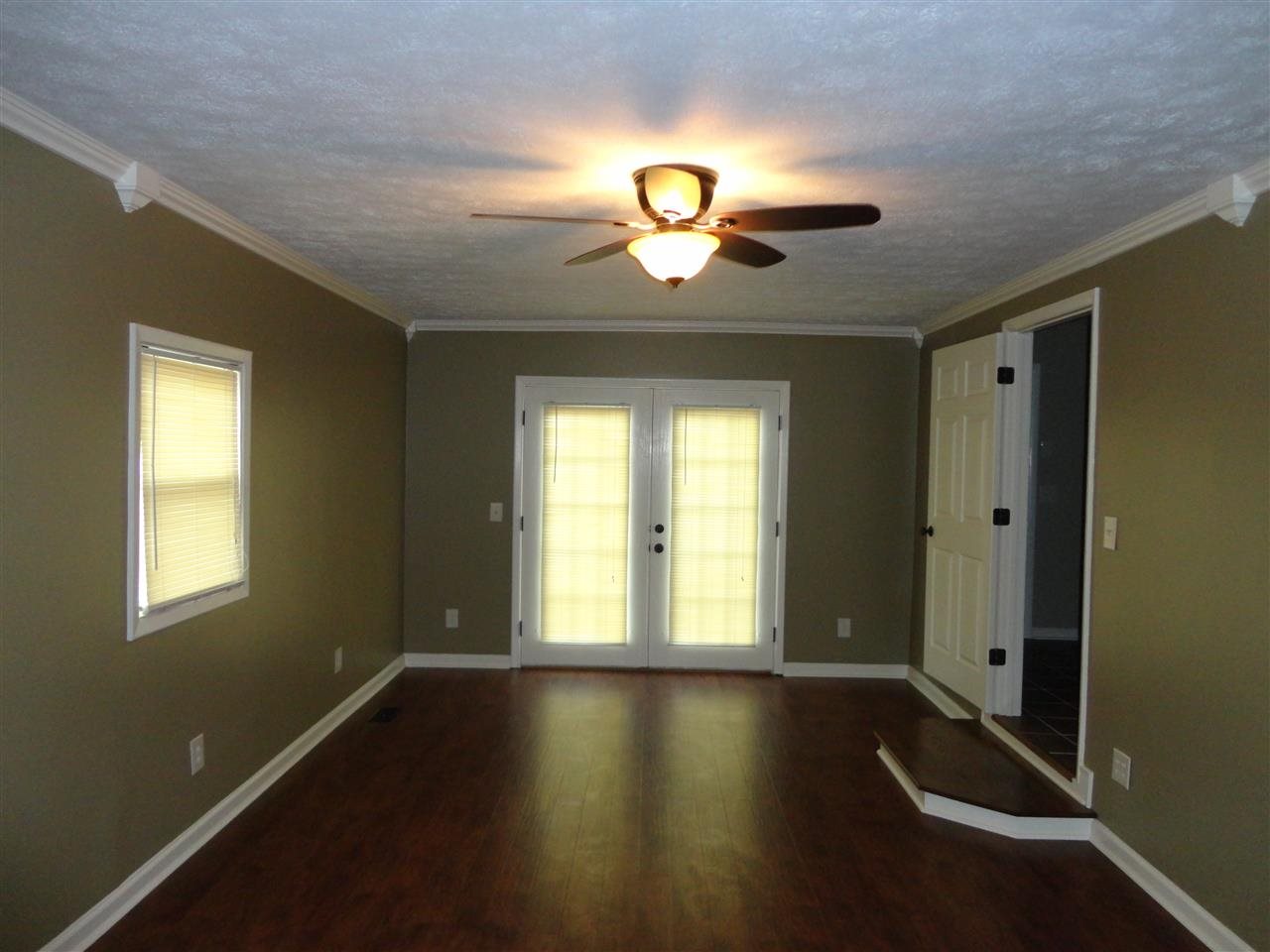 104 W Hancock Ave, Mitchell, IN 47446 photo 15