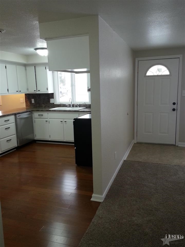 6015 Glenview Dr, Fort Wayne, IN 46815 photo 12