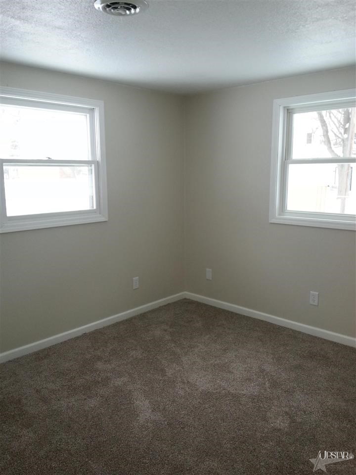 6015 Glenview Dr, Fort Wayne, IN 46815 photo 18