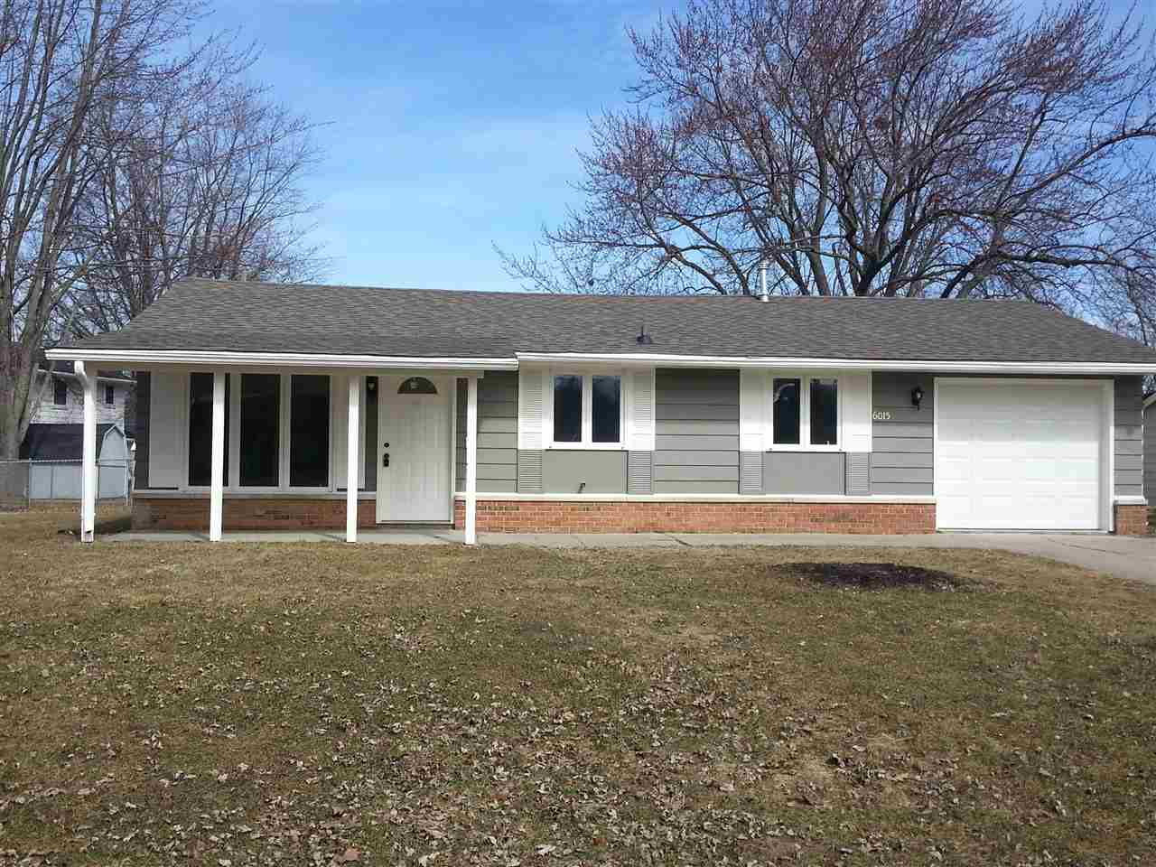 6015 Glenview Dr, Fort Wayne, IN 46815 photo 1