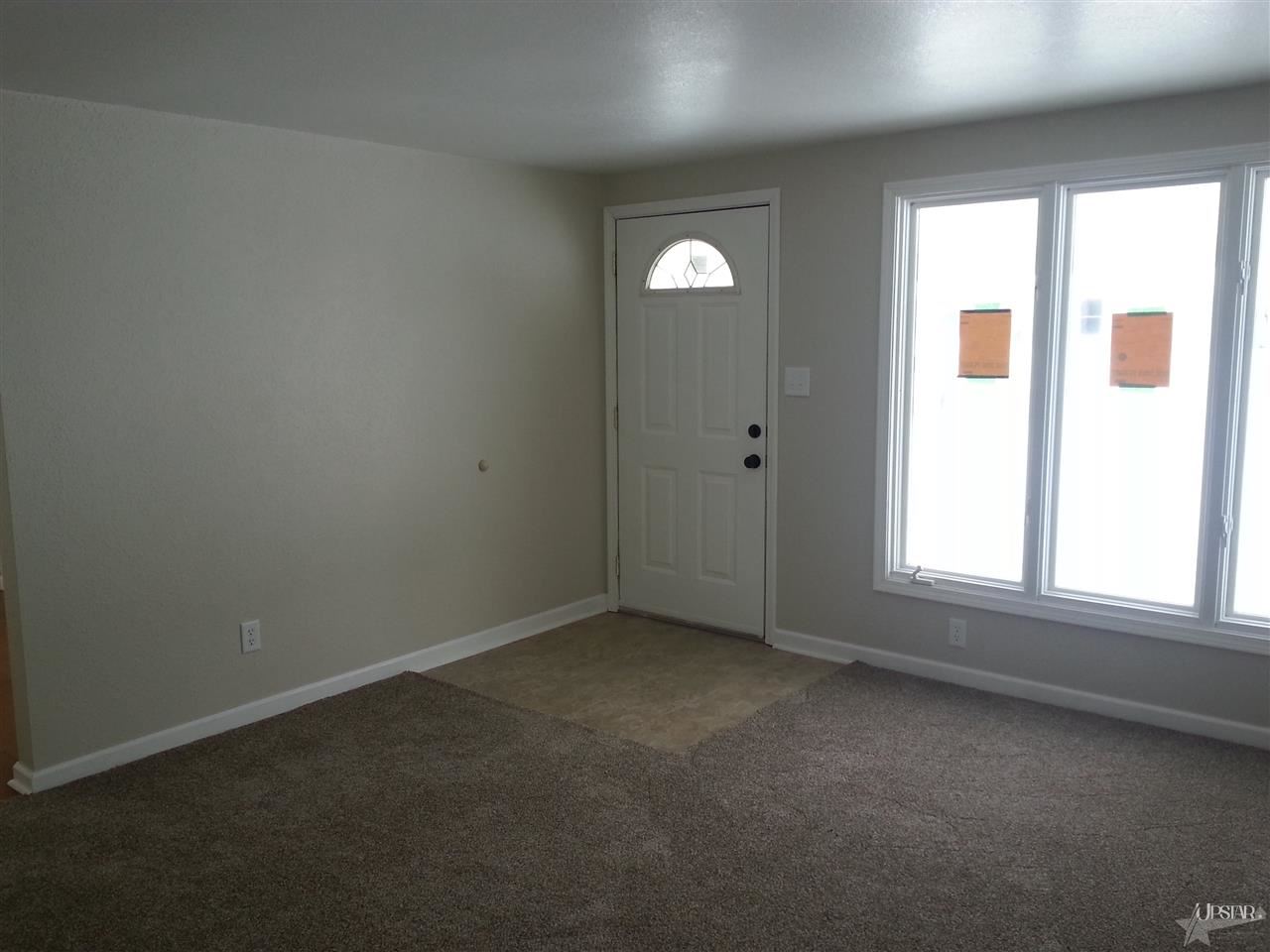 6015 Glenview Dr, Fort Wayne, IN 46815 photo 13