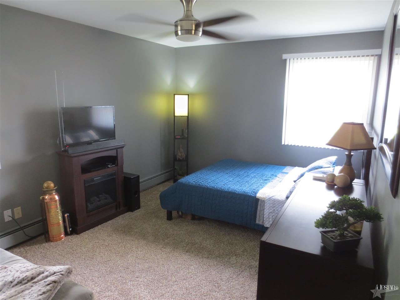 6518 Sunbury Dr, Fort Wayne, IN 46835 photo 12