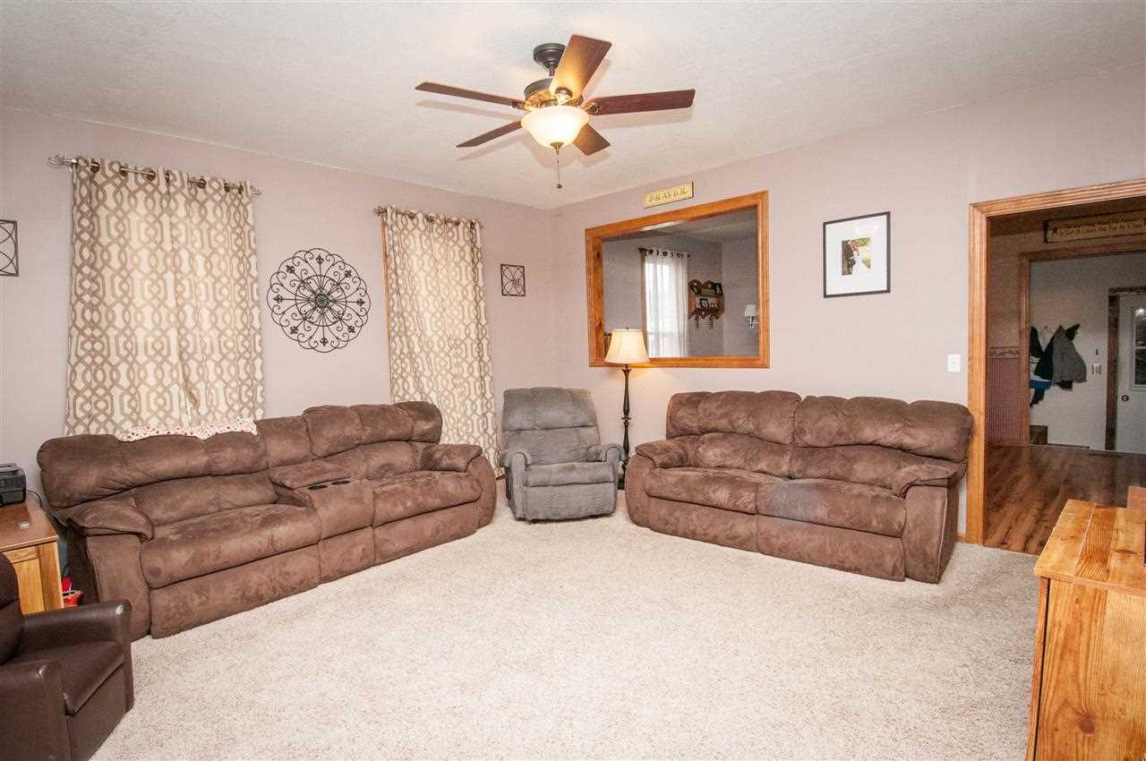 8002 E Bobe Rd, Bruceville, IN 47516 photo 2