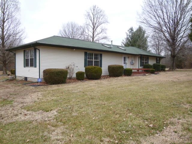 10477 S 675 E, Elberfeld, IN 47613 photo 1