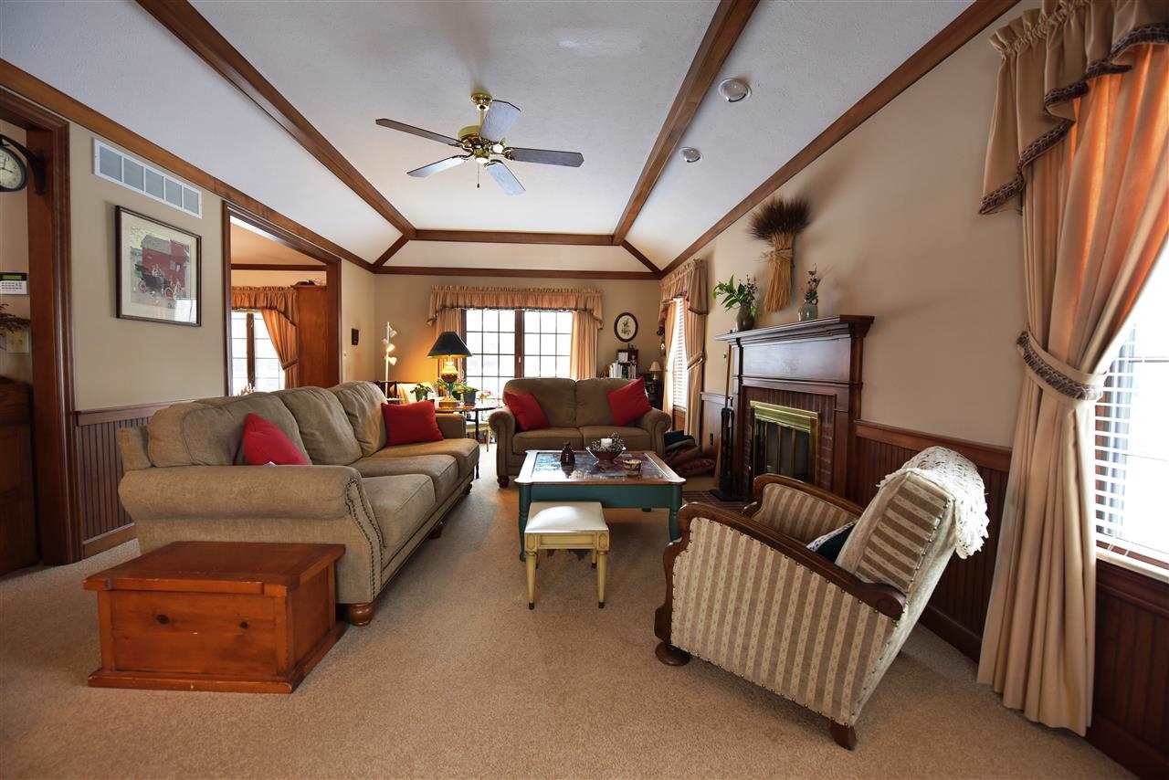1402 Elmherst Ct, Goshen, IN 46526 photo 12