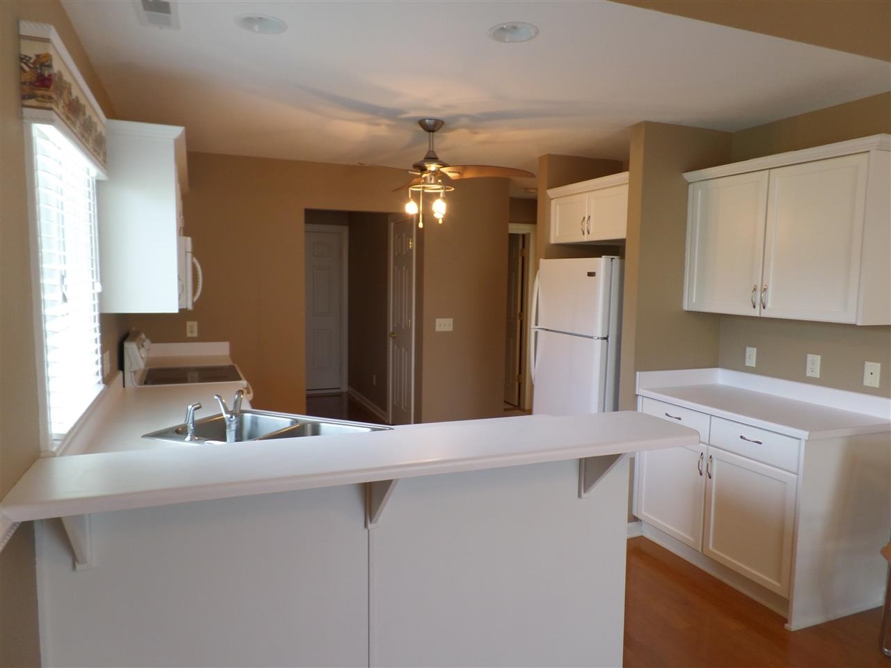 16532 Claystone Ct, Fort Wayne, IN 46845 photo 9