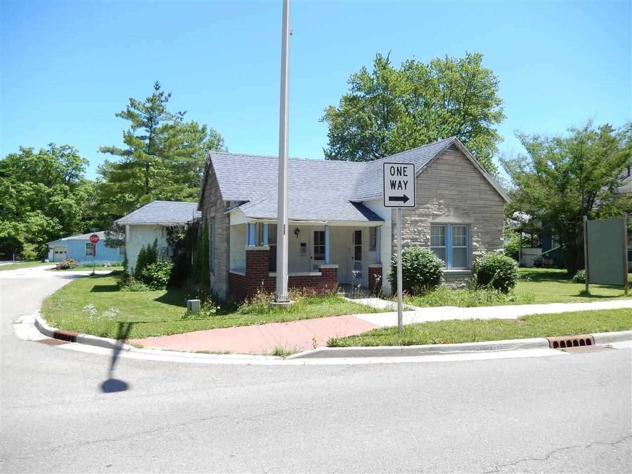 120 W Temperance St, Ellettsville, IN 47429 photo 1