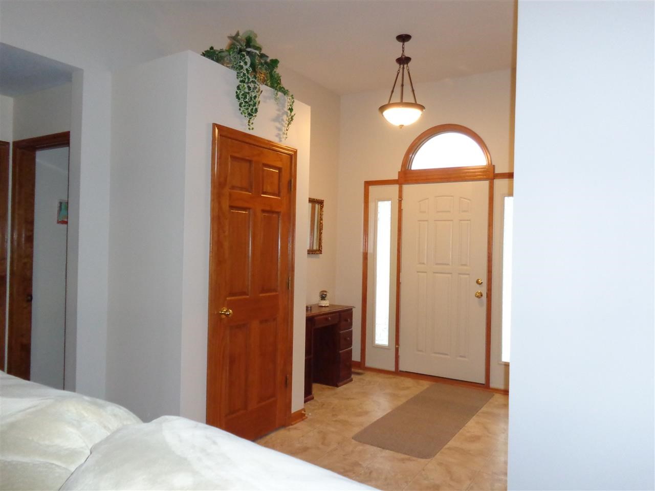 13303 Ravenswood Blvd, Fort Wayne, IN 46845 photo 3
