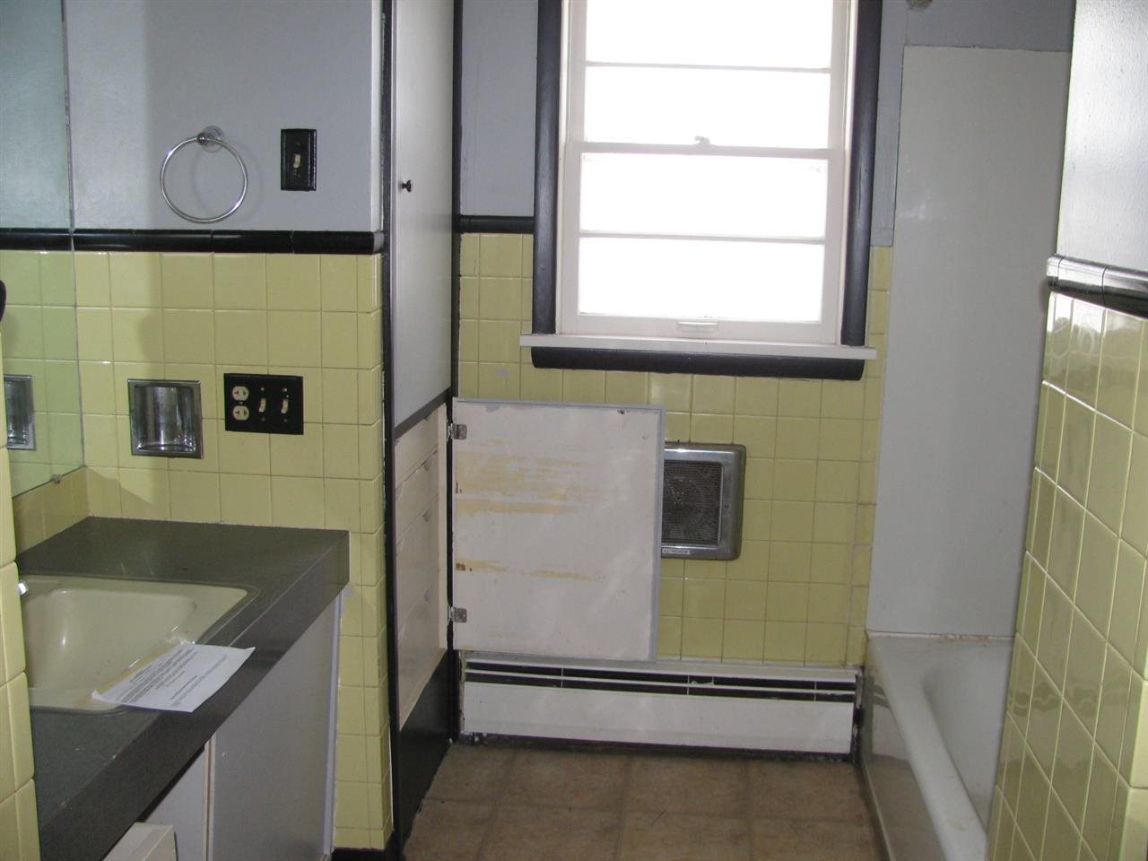 103 S Pearl St, Butler, IN 46721 photo 15