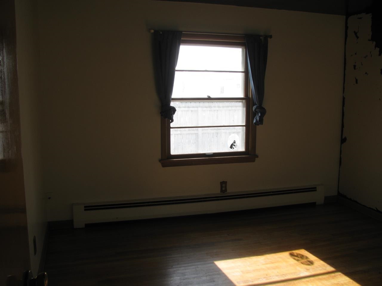 103 S Pearl St, Butler, IN 46721 photo 16