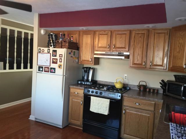 3810 Greenmont Dr, South Bend, IN 46628 photo 5