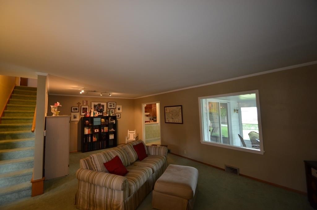 1540 N Lafontaine St, Huntington, IN 46750 photo 4