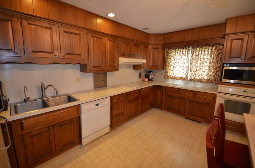 1540 N Lafontaine St, Huntington, IN 46750 photo 6