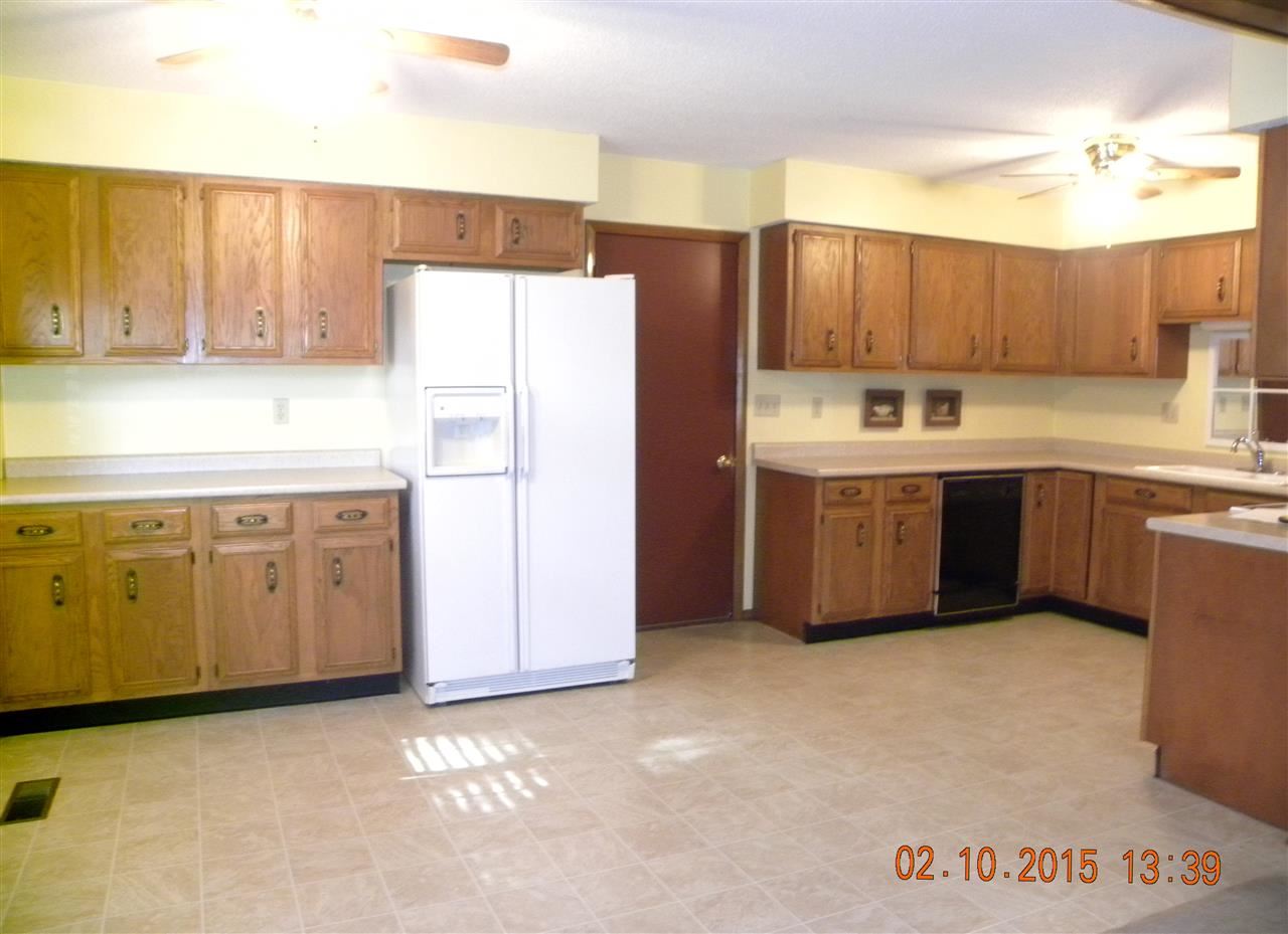 3100 S Scott Dr, Yorktown, IN 47396 photo 15
