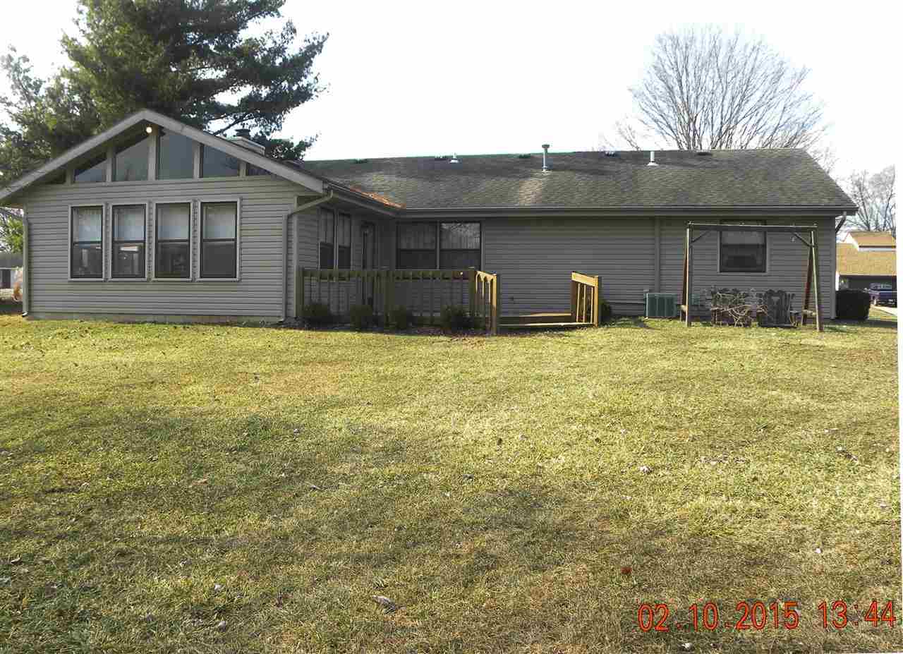 3100 S Scott Dr, Yorktown, IN 47396 photo 2