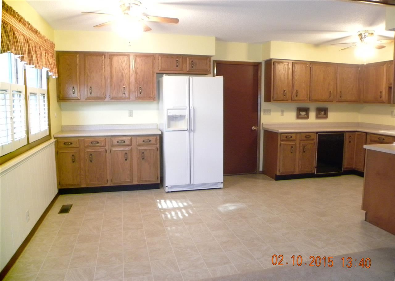 3100 S Scott Dr, Yorktown, IN 47396 photo 9