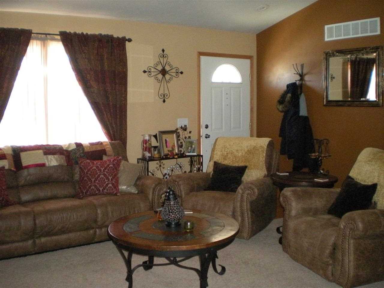 56873 Kimberly Dr, Elkhart, IN 46516 photo 2
