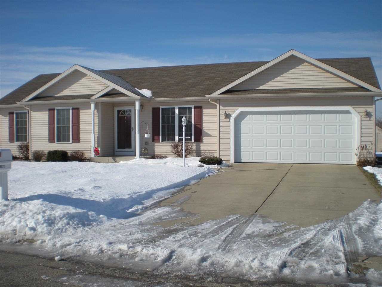 56873 Kimberly Dr, Elkhart, IN 46516 photo 1