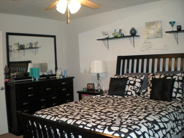 56873 Kimberly Dr, Elkhart, IN 46516 photo 12