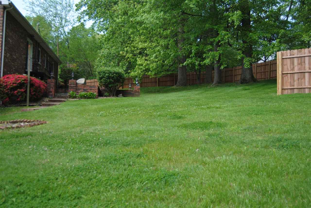 6406 Alameda Dr, Evansville, IN 47711 photo 18
