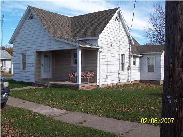 413 S Mill St, Owensville, IN 47665 photo 1