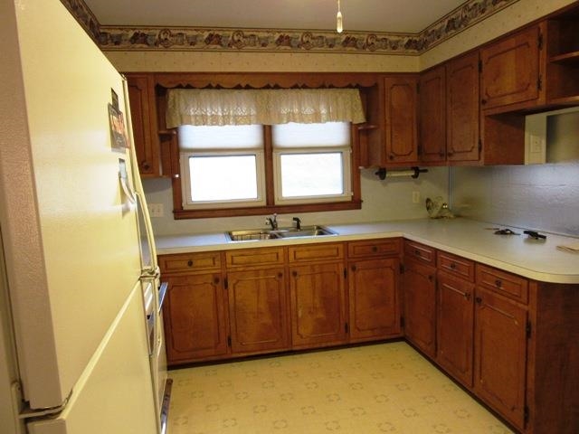 235 S Main St, Chrisney, IN 47611 photo 8