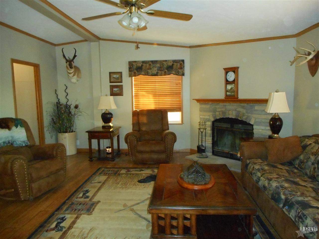 952 County Road 59, Hamilton, IN 46742 photo 2