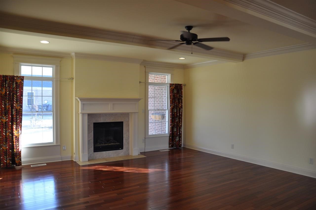 5599 Ashley Dr, Newburgh, IN 47630 photo 5