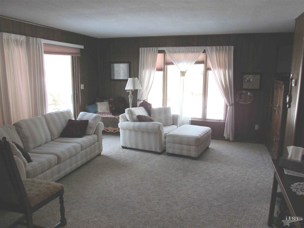 6515 Donna Dr, Fort Wayne, IN 46819 photo 5