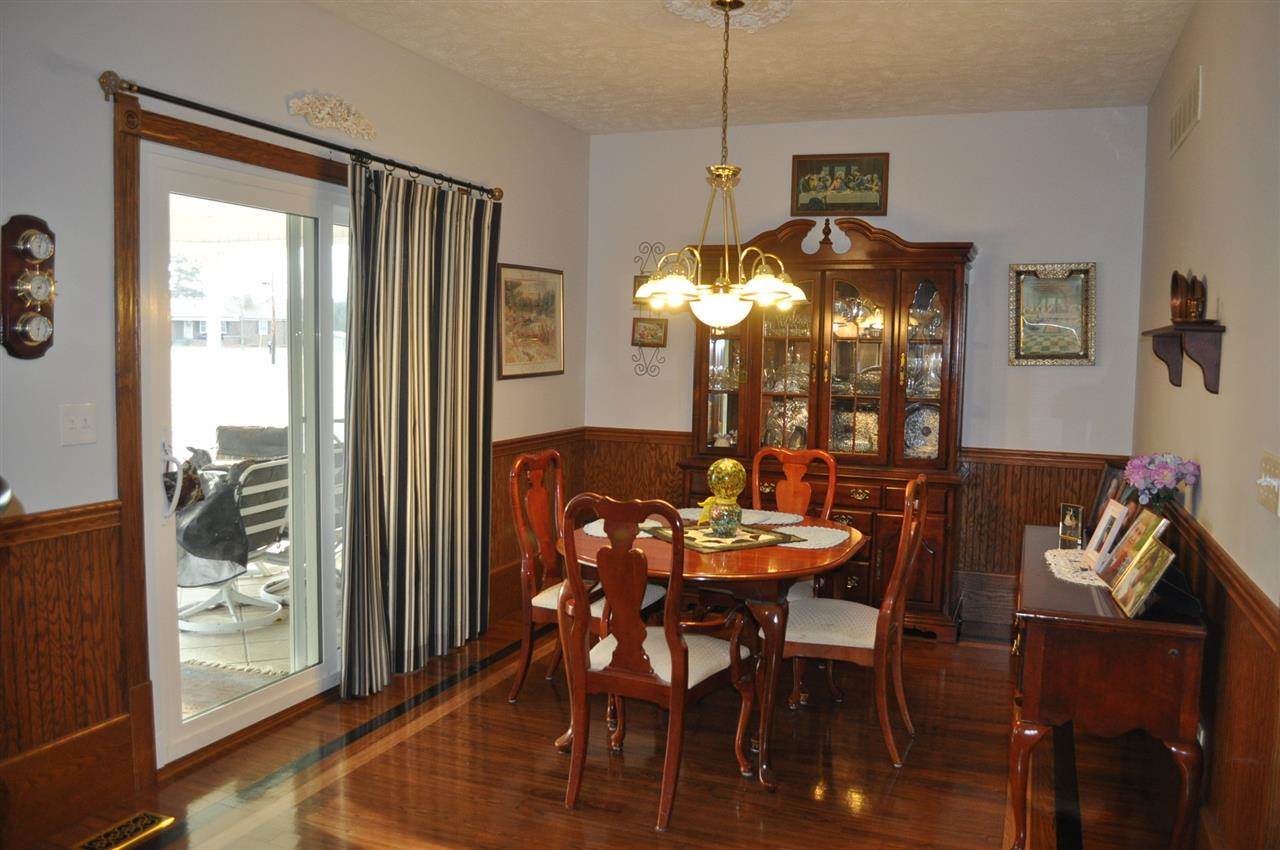 2320 Willow Cir, Ferdinand, IN 47532 photo 7