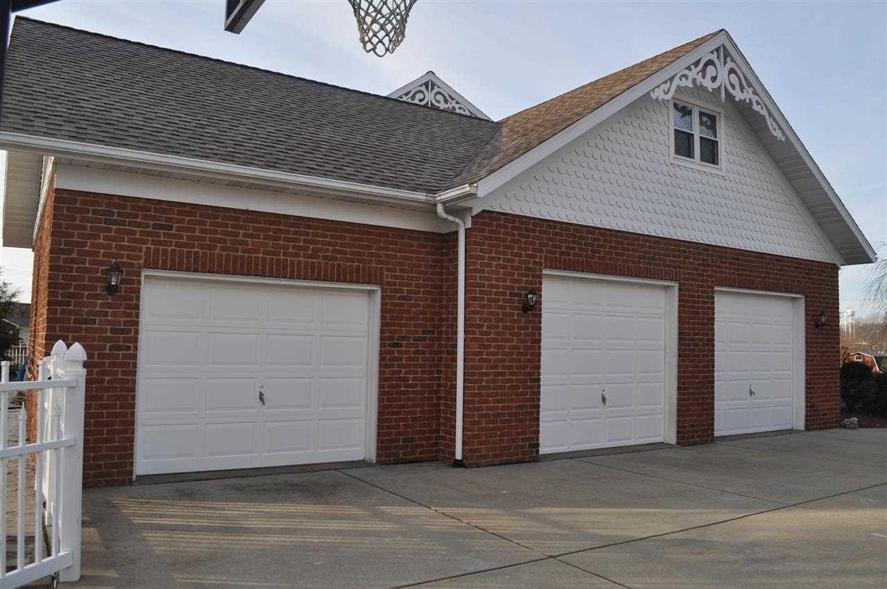 2320 Willow Cir, Ferdinand, IN 47532 photo 23