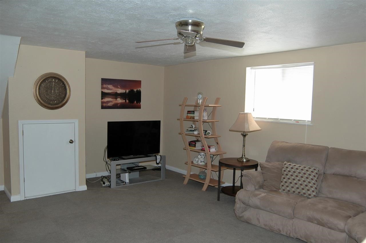 2844 Colonial Dr, Mishawaka, IN 46544 photo 21