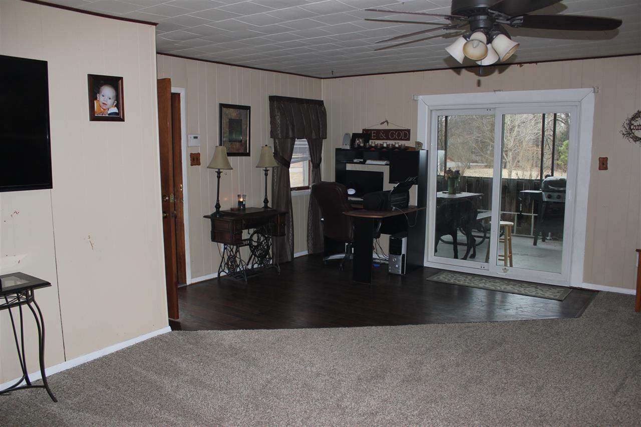 602 E Lafayette St, Winslow, IN 47598 photo 10