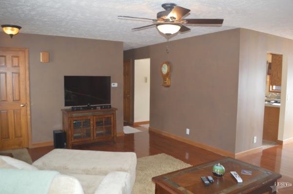 2359 County Road 19, Corunna, IN 46730 photo 3