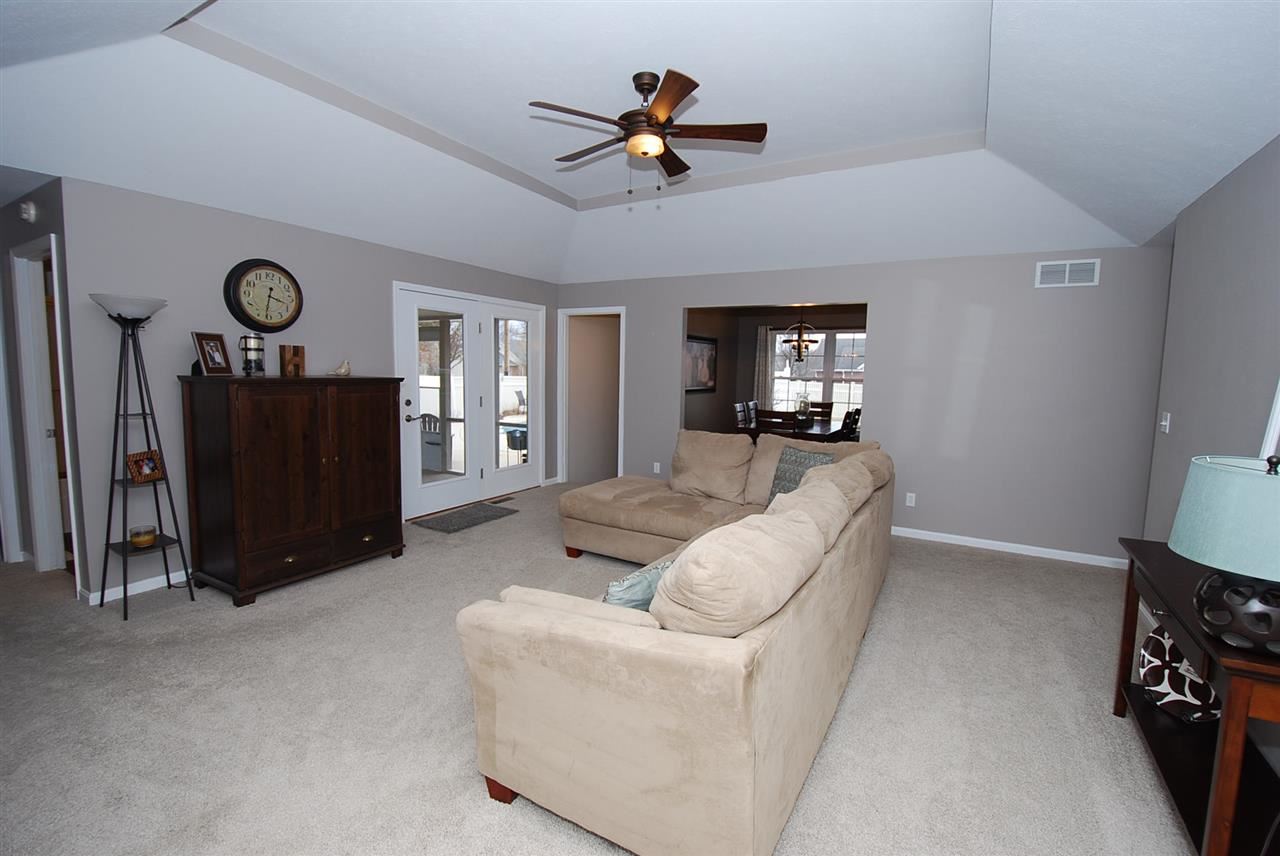 1617 Sugar Pine Dr, Jasper, IN 47546 photo 3