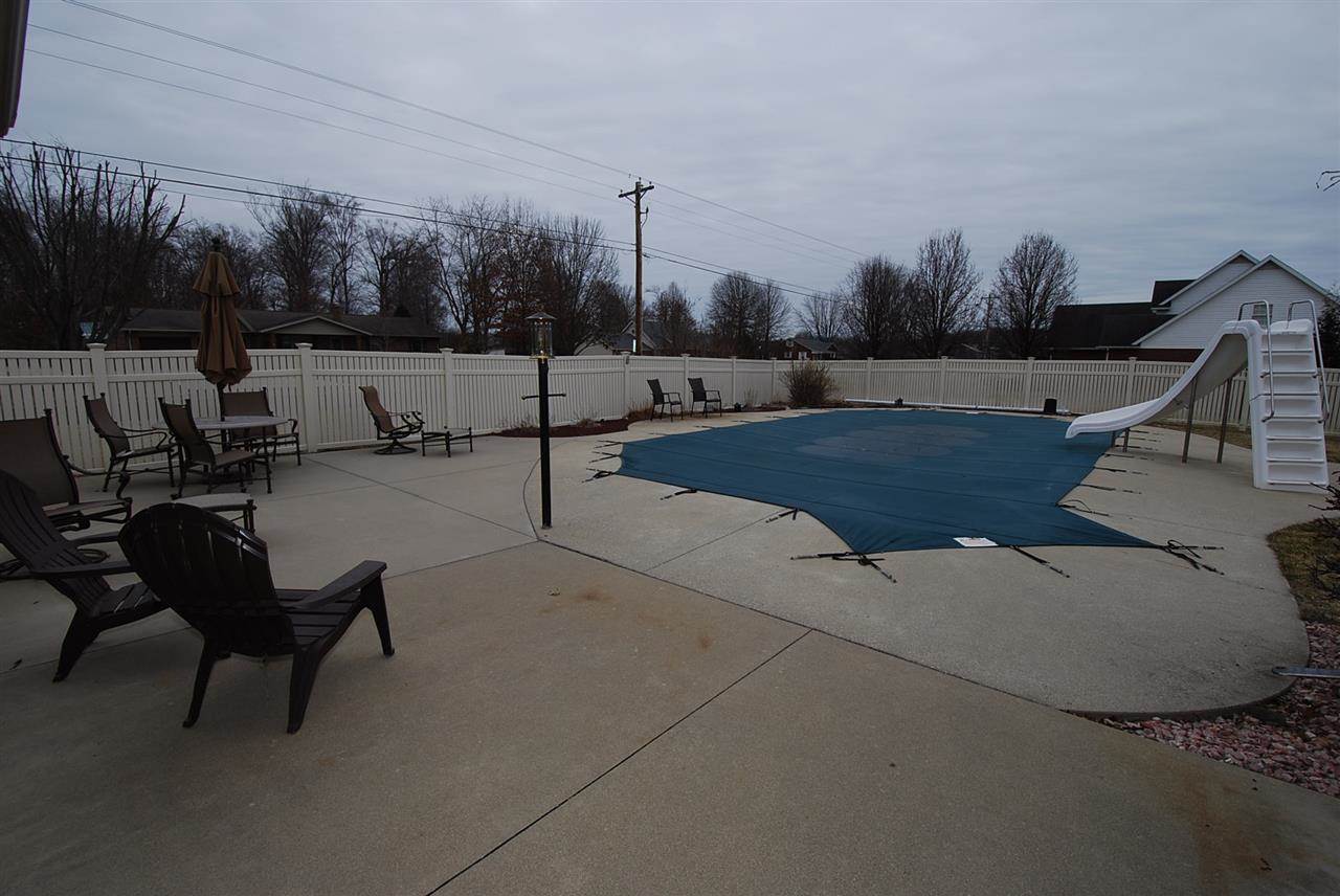 1617 Sugar Pine Dr, Jasper, IN 47546 photo 17