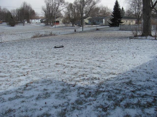 508 Chestnut Dr, Gas City, IN 46933 photo 3