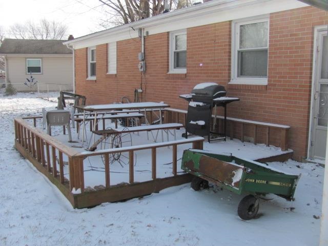 508 Chestnut Dr, Gas City, IN 46933 photo 2