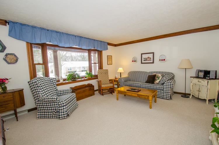 4049 Sampson St, South Bend, IN 46614 photo 2