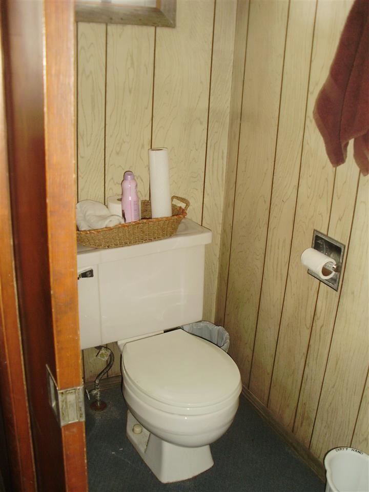 602 N Illinois St, Monticello, IN 47960 photo 11